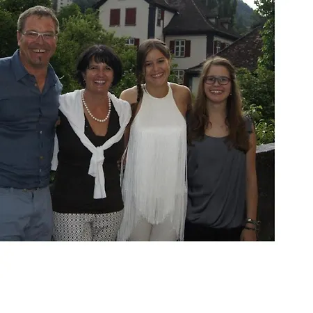 Hostel Tgantieni Sot - Haus Mit Herz *