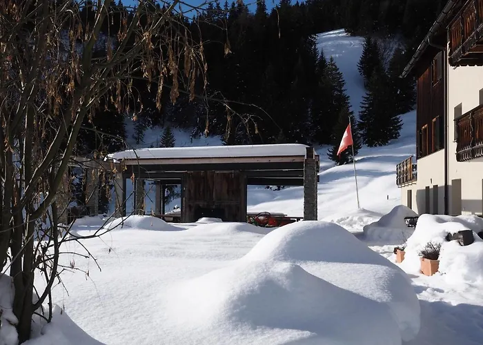 Tgantieni Sot - Haus Mit Herz