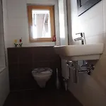 Tgantieni Sot - Haus Mit Herz