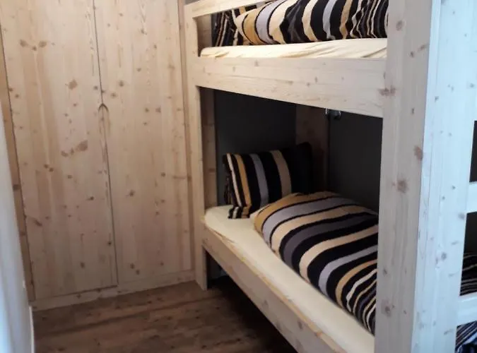 Хостел Tgantieni Sot - Haus Mit Herz