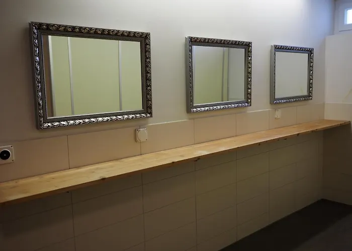 Хостел Tgantieni Sot - Haus Mit Herz *