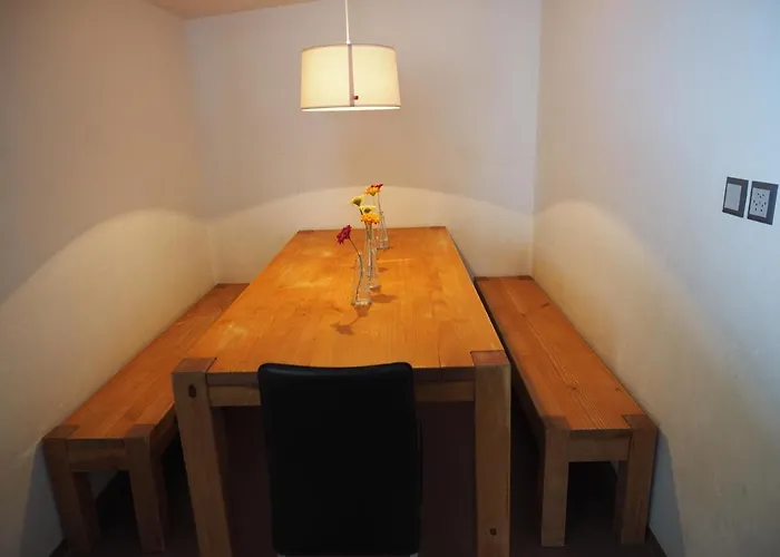 Хостел Tgantieni Sot - Haus Mit Herz